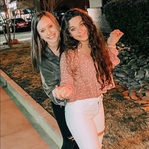 Meet your Posher, Addie